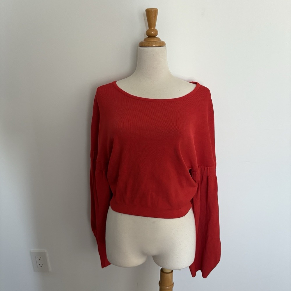 Zara Womens Cropped Top Medium Red Orange Knit Long Sleeve Crew Neck Stretchy